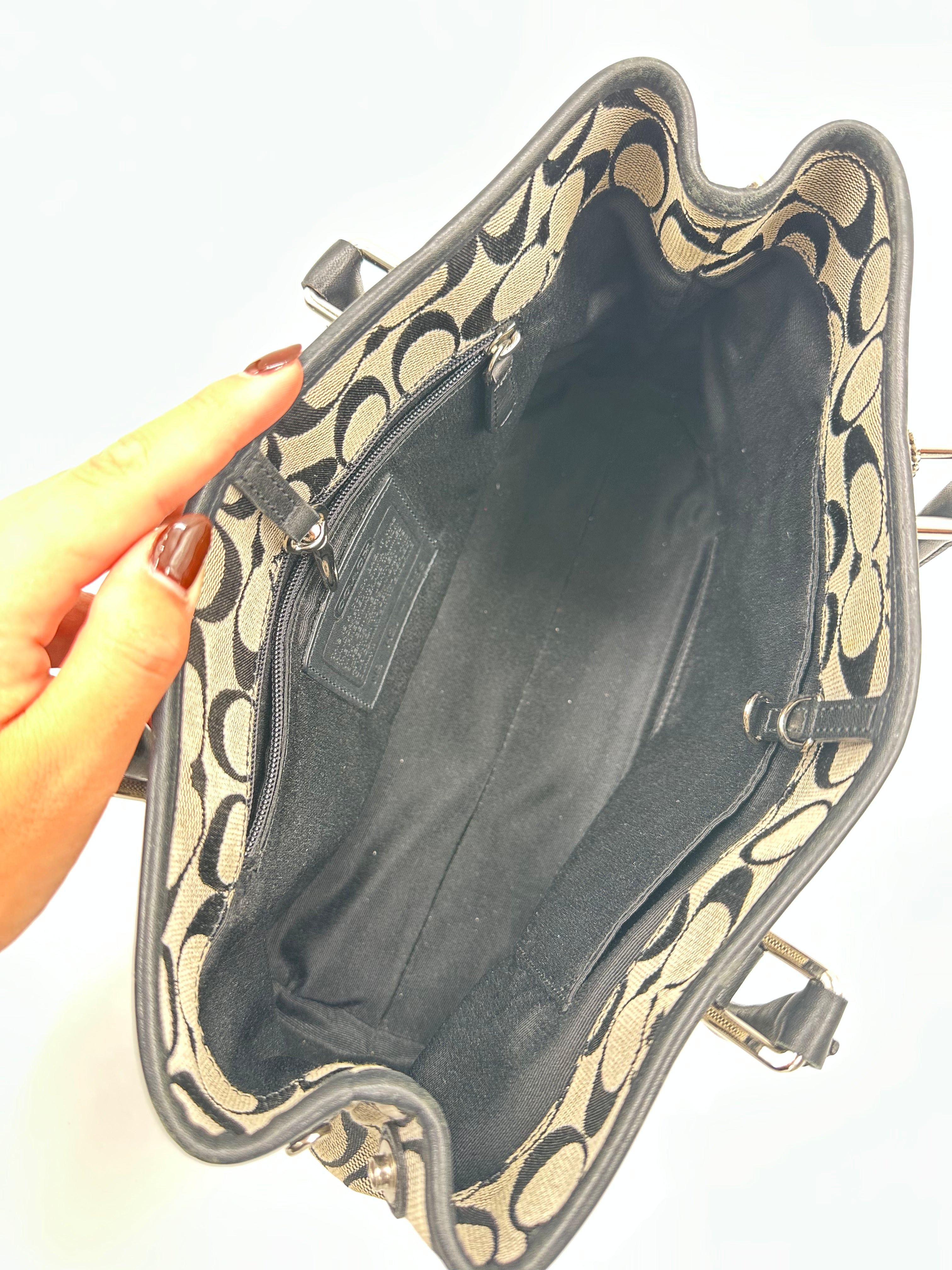 Coach Signature Tote