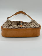 Coach signature clasp hobo bag