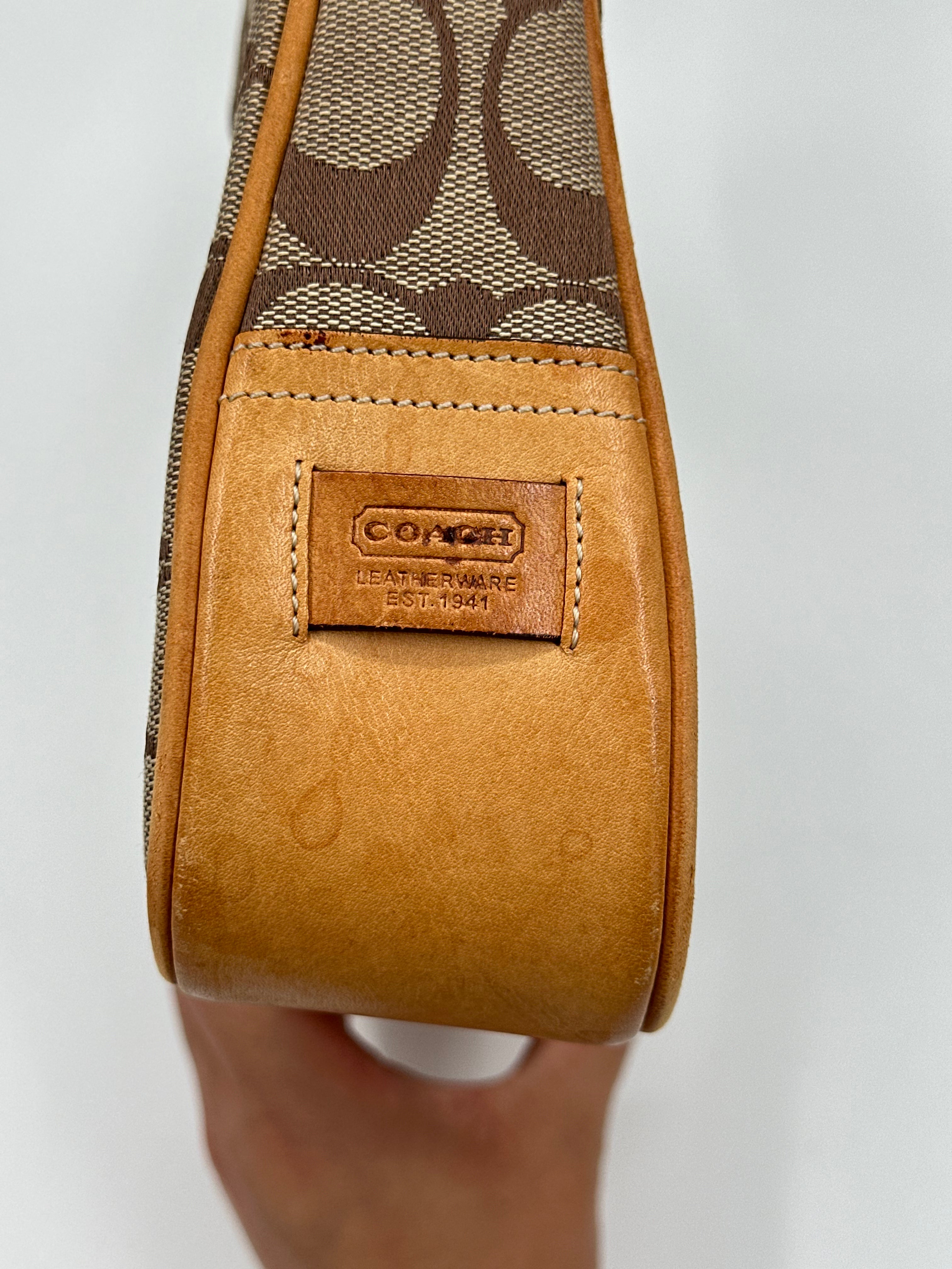 Coach signature clasp hobo bag