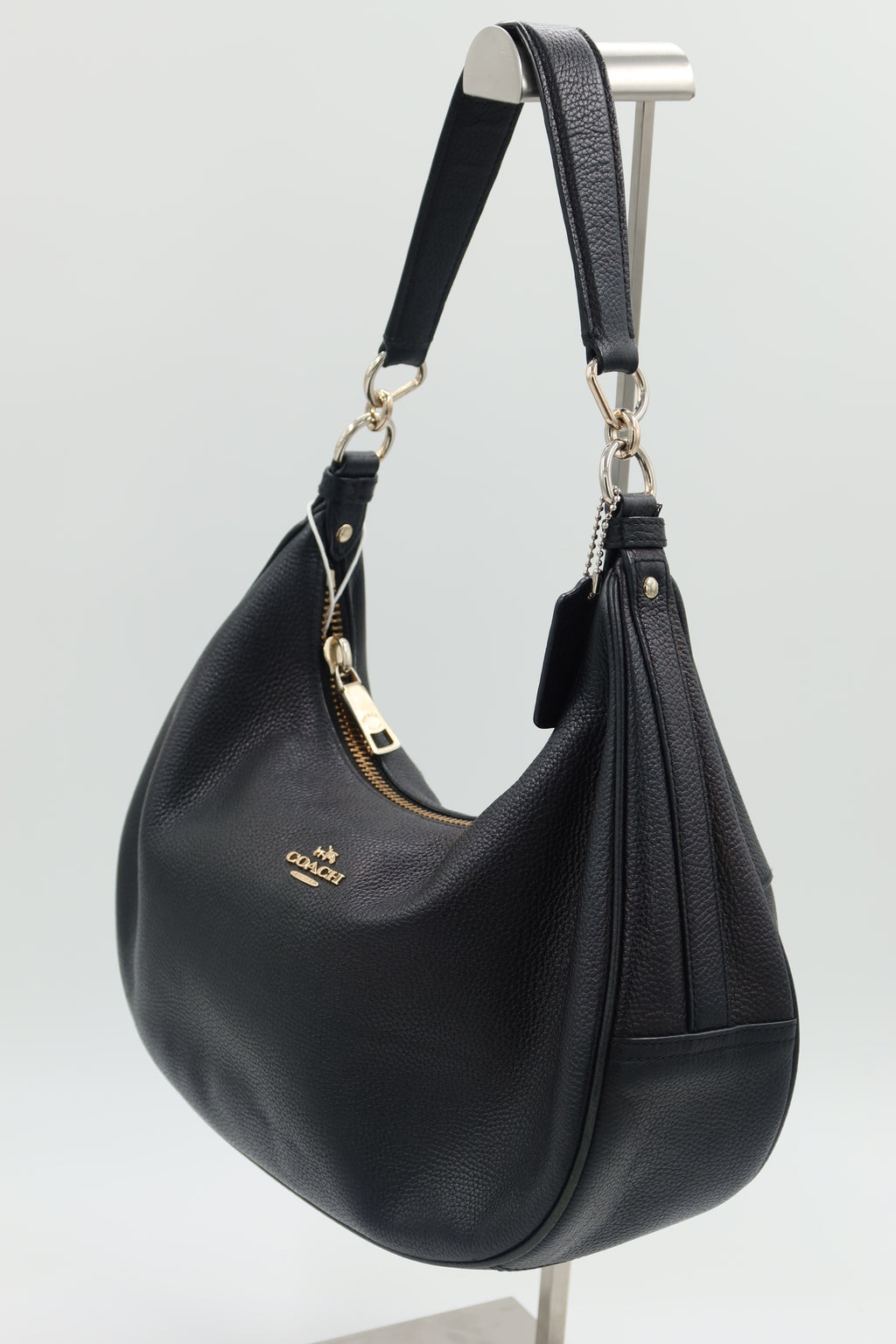 Coach shoulder bag in black