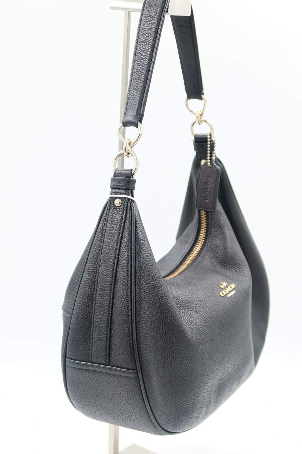Coach shoulder bag in black
