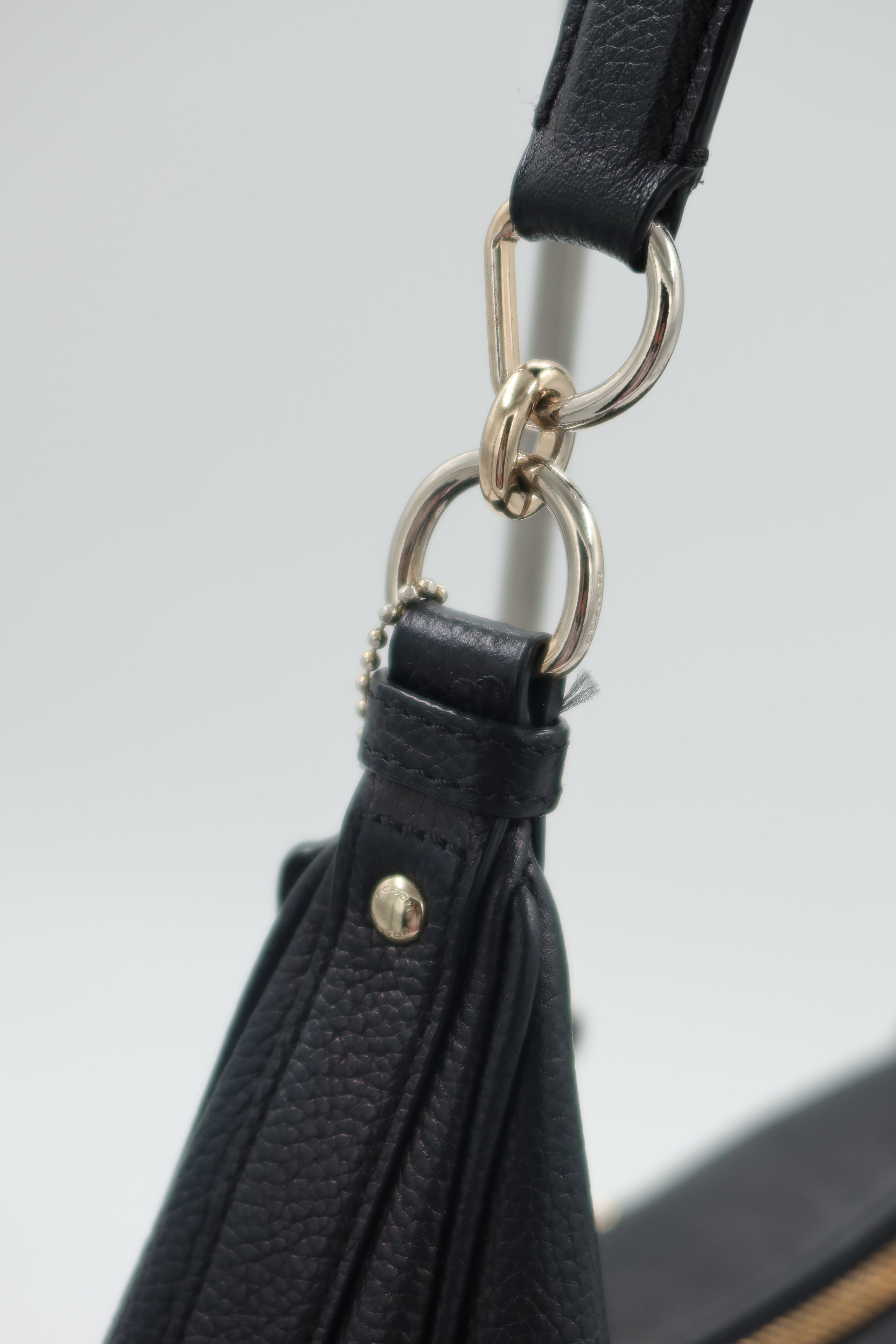 Coach shoulder bag in black