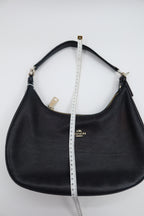 Coach shoulder bag in black