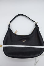 Coach shoulder bag in black